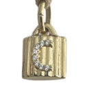 UNO DE 50 CHARM CANDADO LETRA C DORADO